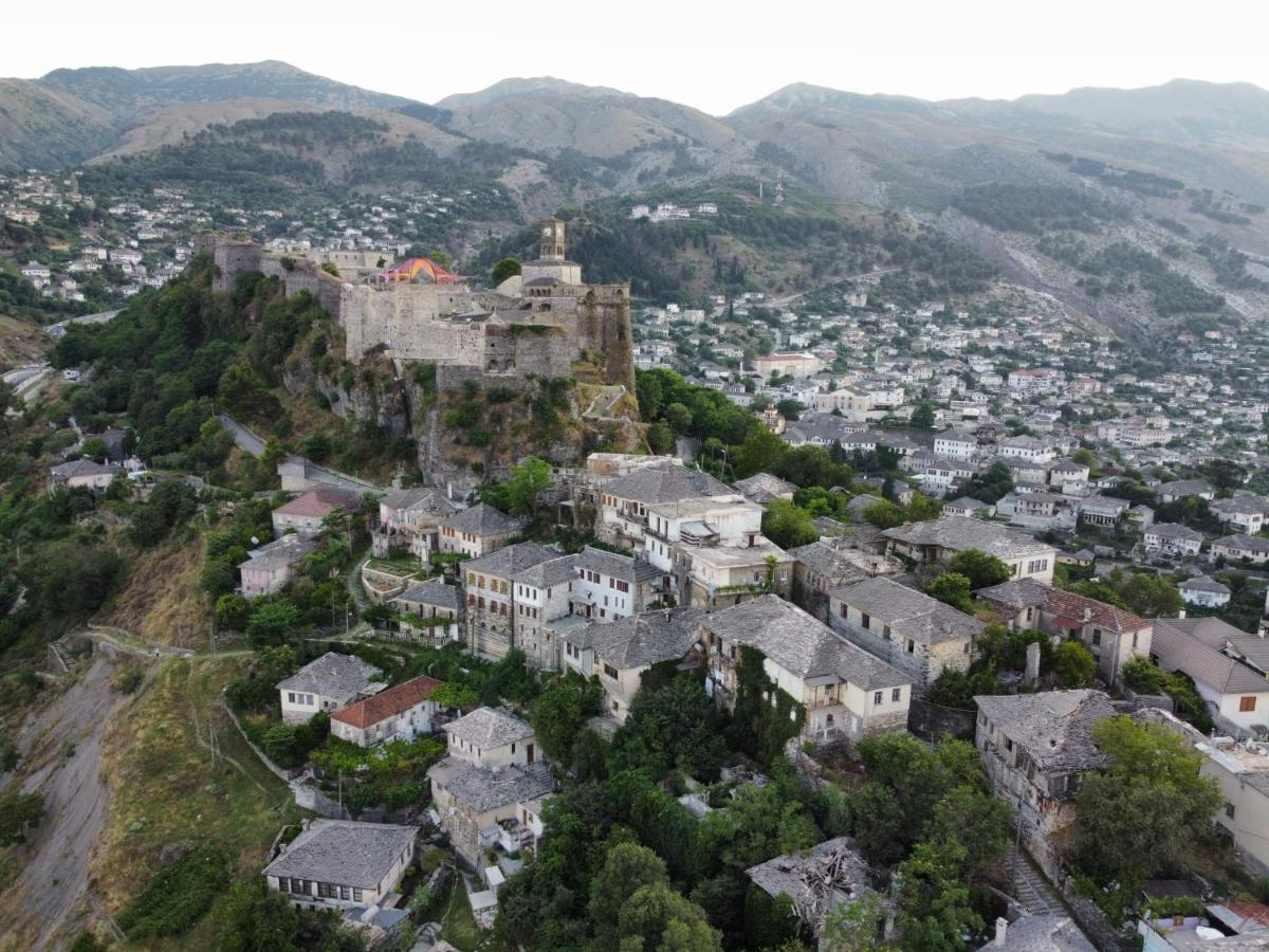 Guest House Argjiro Castle Gjirokastër Eksteriør bilde